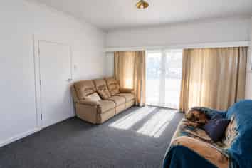 12 Redmond Street, Elgin