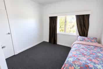 12 Redmond Street, Elgin