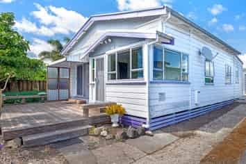 2 Root Street, Gisborne