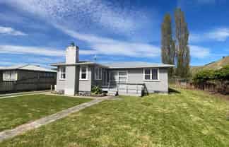 9 Currie Street, Te Karaka