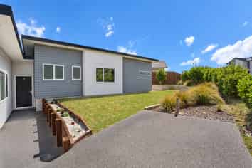 124 John Burke Drive, Aotea
