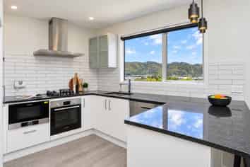 124 John Burke Drive, Aotea