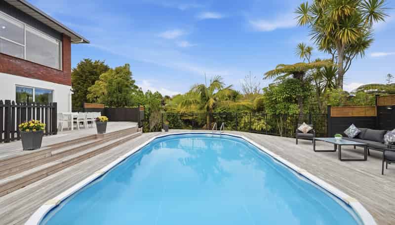 2/3 Bronwyn Place, Torbay