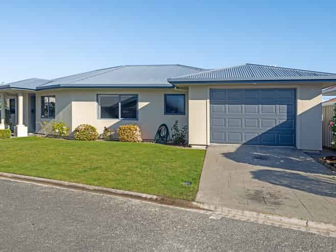 5 Joshua Lane, Lytton West