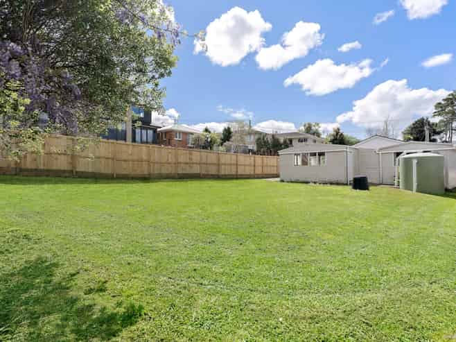 52 Glengarry Road, Glen Eden