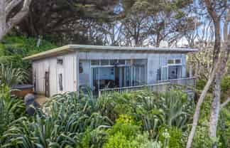 47/30 Beach Road Waiiti, Urenui