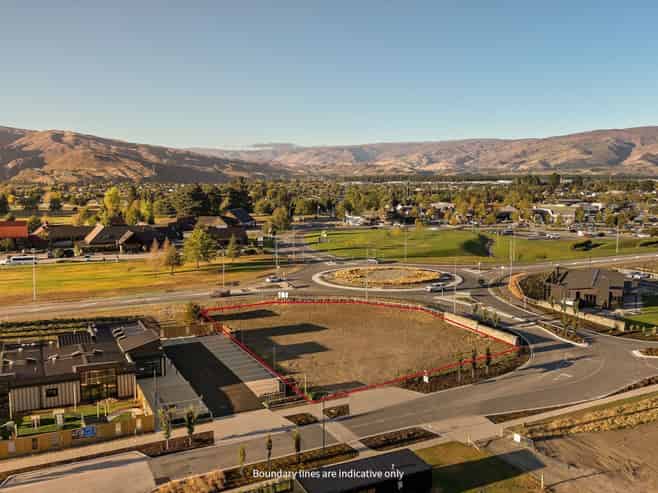 Brand new commercial complex - Cromwell