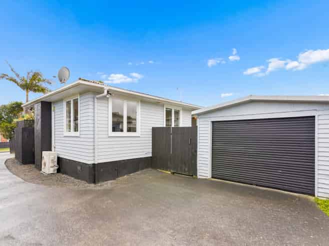 48 Longburn Road, Henderson