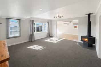 8 Pages Road, Allenton
