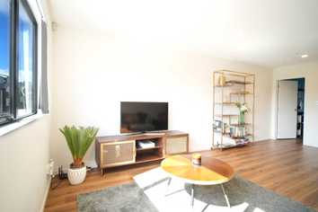 45 Bloom Crescent, Sunnyvale