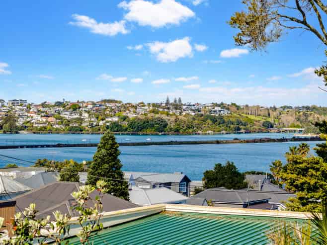 8 Takutai Street, Parnell