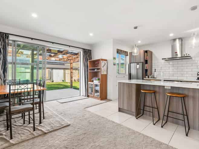 5 Missy Crescent, Mount Pisa