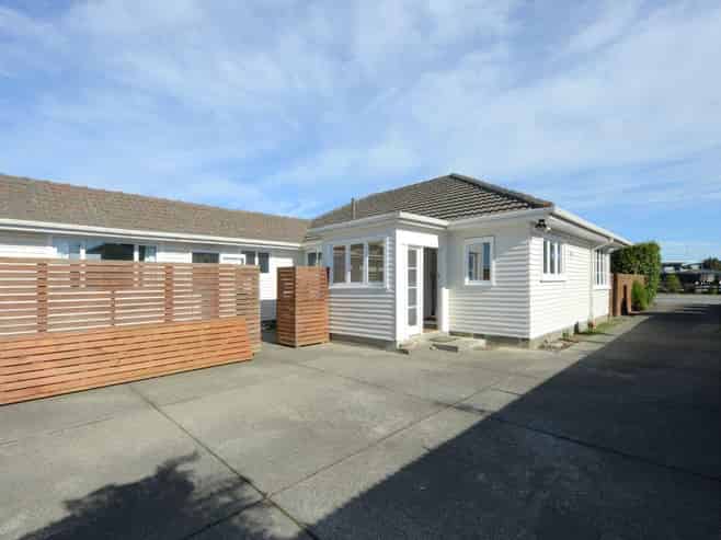 66a Racecourse Road, Sockburn