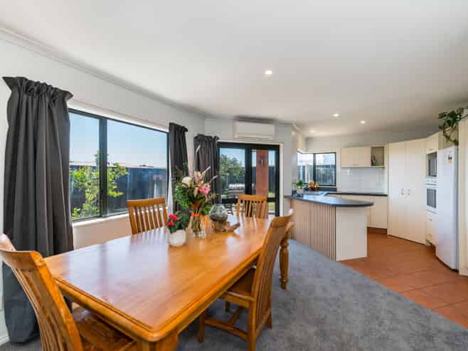 139 Guildford Drive, Paraparaumu Beach