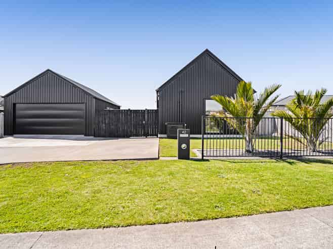 42 Papawhero Drive, Bell Block