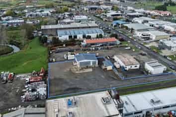 Secure Industrial Yard with Workshop