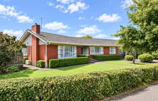 76 Sandwich Road, Saint Andrews