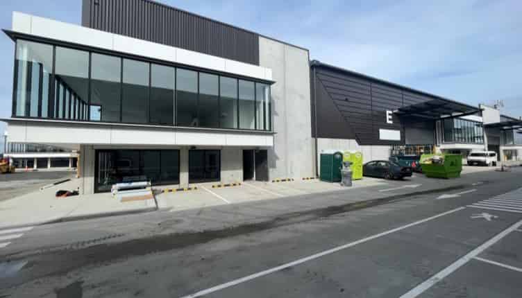  Unit E&F, 8 Chonny Crescent, Manurewa