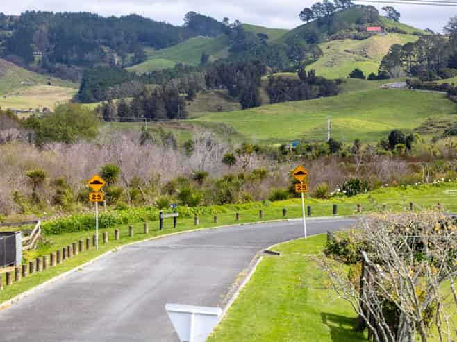 5a Hillview Road, Waihi Beach