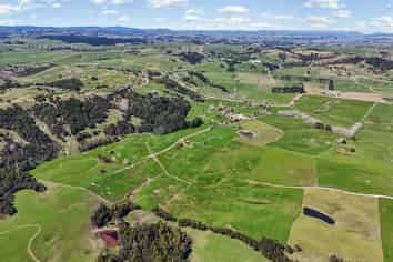  Smokey Hill Road and Ovens Road, Matakohe