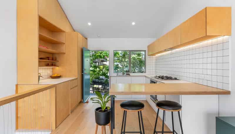 1/27 Don Croot Street, Kingsland