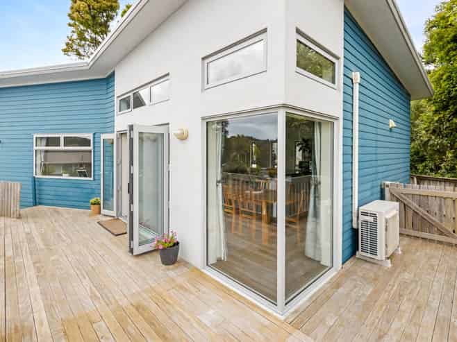 19 Stillwater Crescent, Stillwater