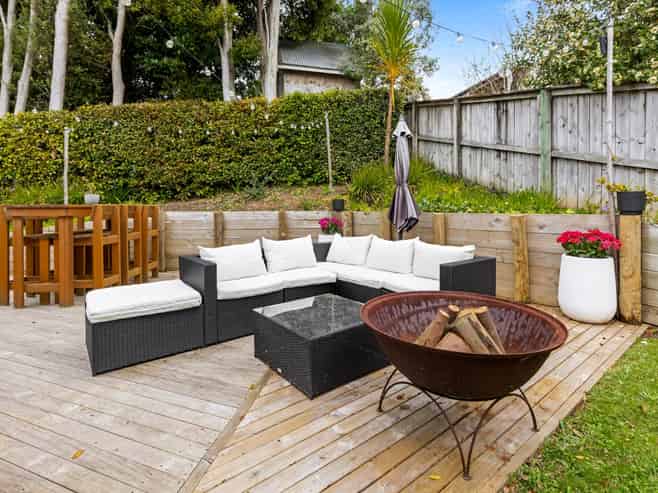 19 Stillwater Crescent, Stillwater