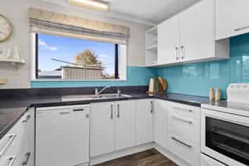 33 Pages Road, Allenton