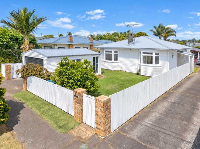 26 Fergusson Avenue, Sandringham