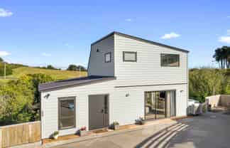 24 Norman Street, Tainui