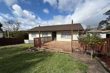 a/101 Triangle Road, Massey