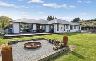 4 Chatham Street, Waihola