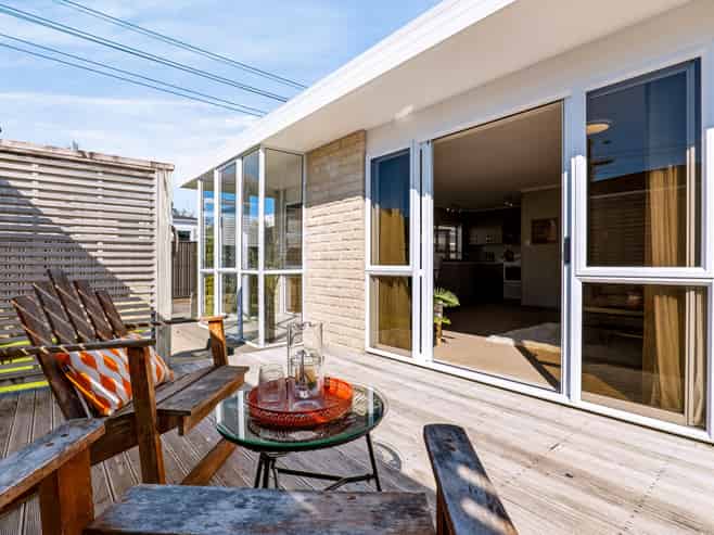 13B Huatoki Street, Vogeltown