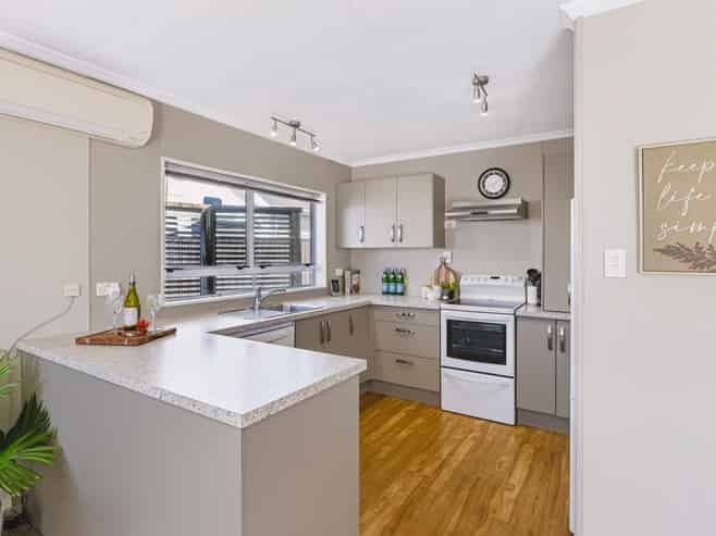 13B Huatoki Street, Vogeltown