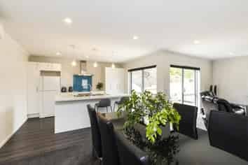 6 Cardiff Street, Awapuni