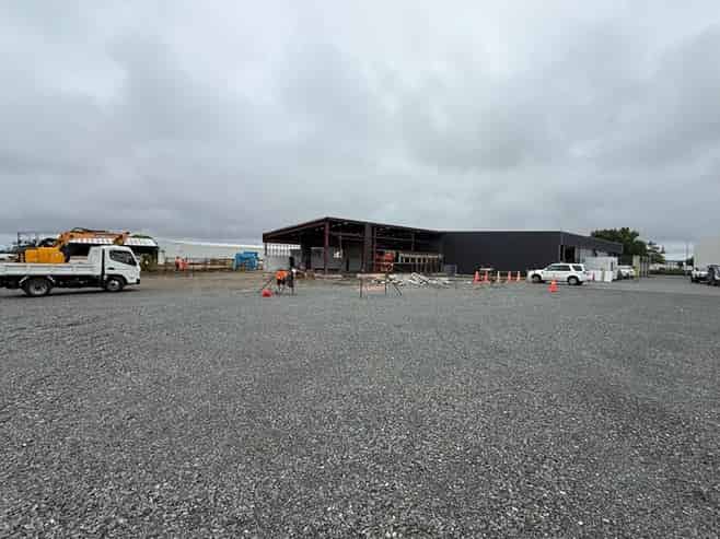 CBRE | Secure Hardstand Yard with SH1 Access