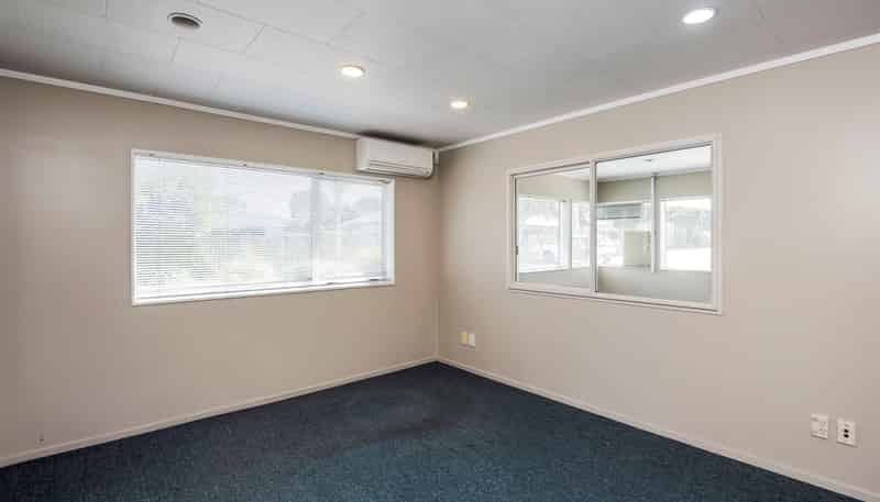  1 Inlet Road, Takanini