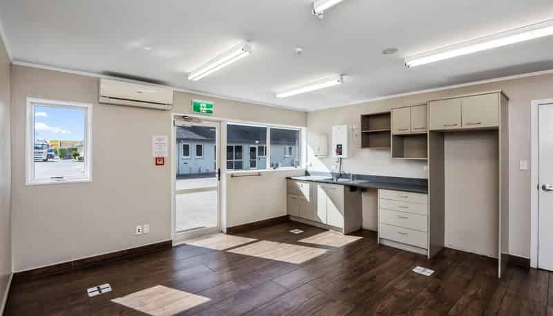  1 Inlet Road, Takanini