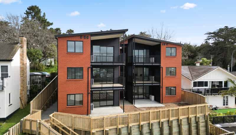 4/12 Ruakiwi Road, Hamilton Lake