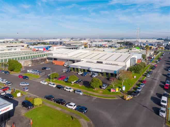 CBRE | Prime East Tamaki Warehouse & Yard Opportunity