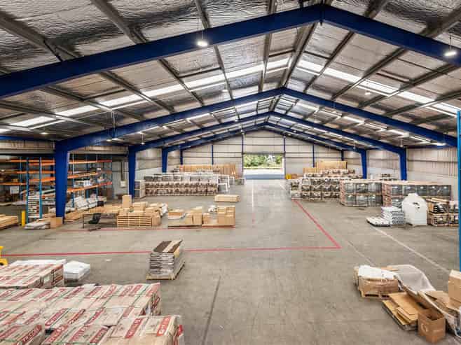 CBRE | Modern Industrial Facility with Dual Access