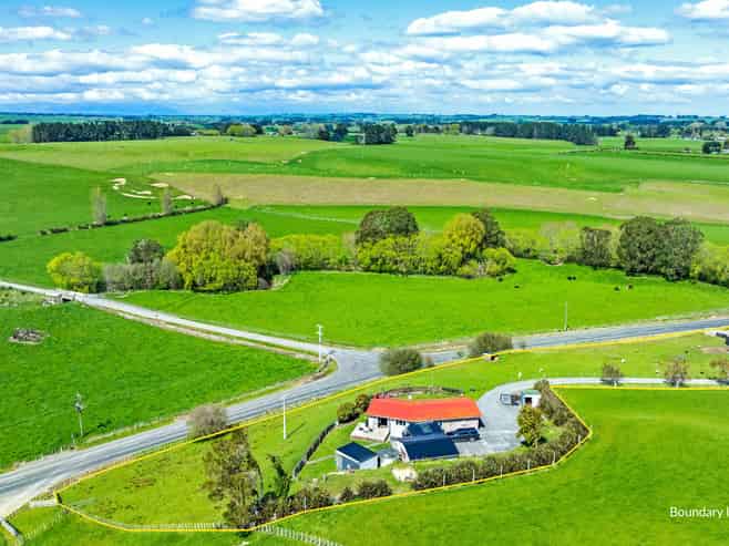 211 Stanway Road, Halcombe