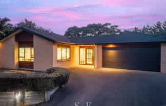 22 Fairway Oaks Drive, WAIKANAE BEACH