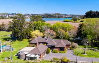 119 Paekakariki Hill Road, Pauatahanui