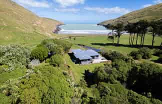 904 Te Oka Bay Road, Little River