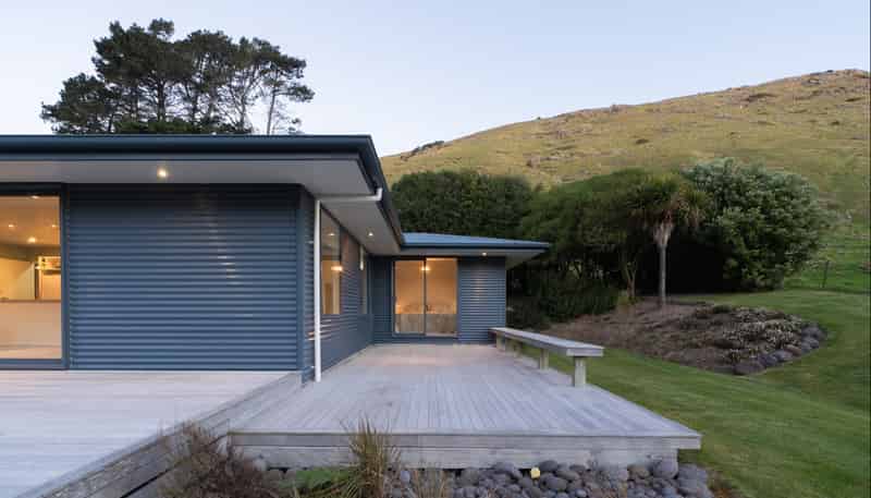 904 Te Oka Bay Road, Little River
