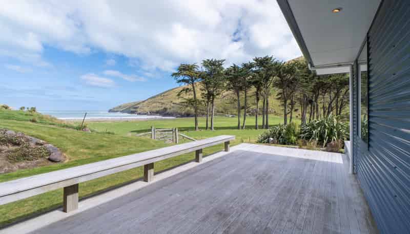 904 Te Oka Bay Road, Little River