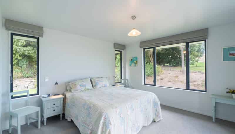 904 Te Oka Bay Road, Little River