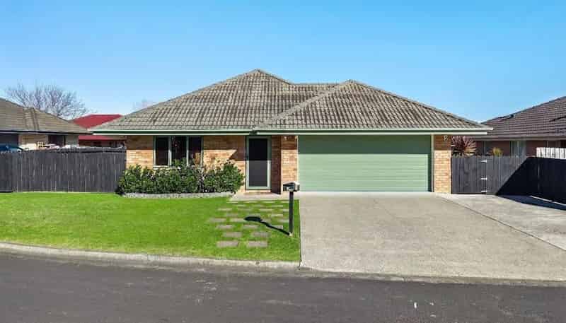 7 Yarrow Lane, Papakura
