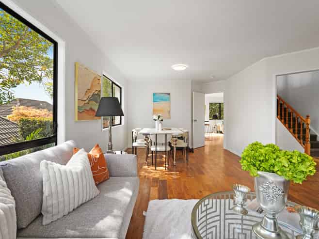 1A Charles Fox Place, Saint Johns